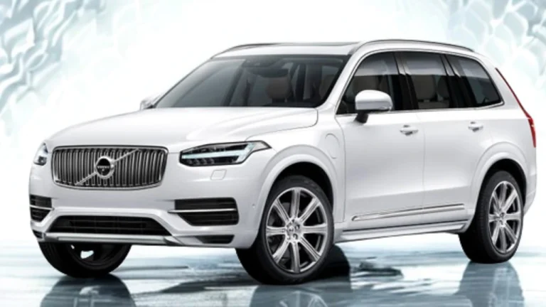 Volvo Introduces Cloud-Based Car Communication for 90 Series