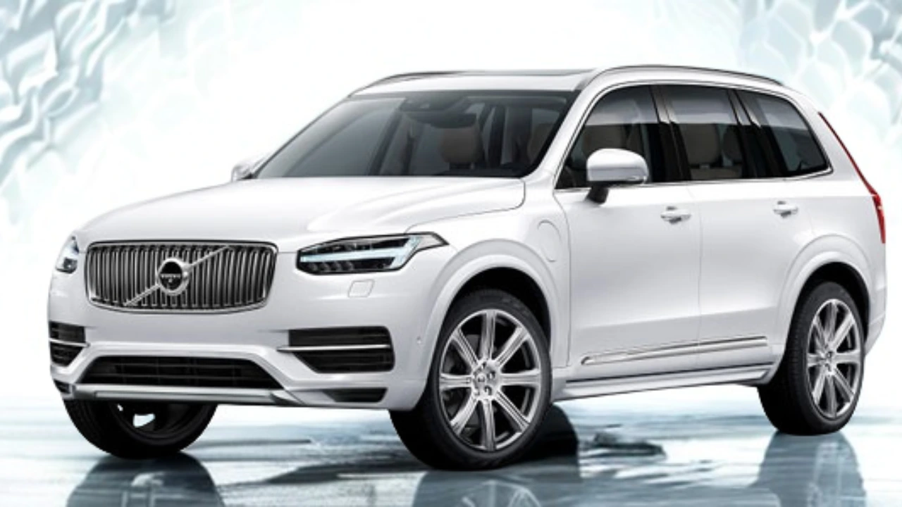 Volvo Introduces Cloud-Based Car Communication for 90 Series