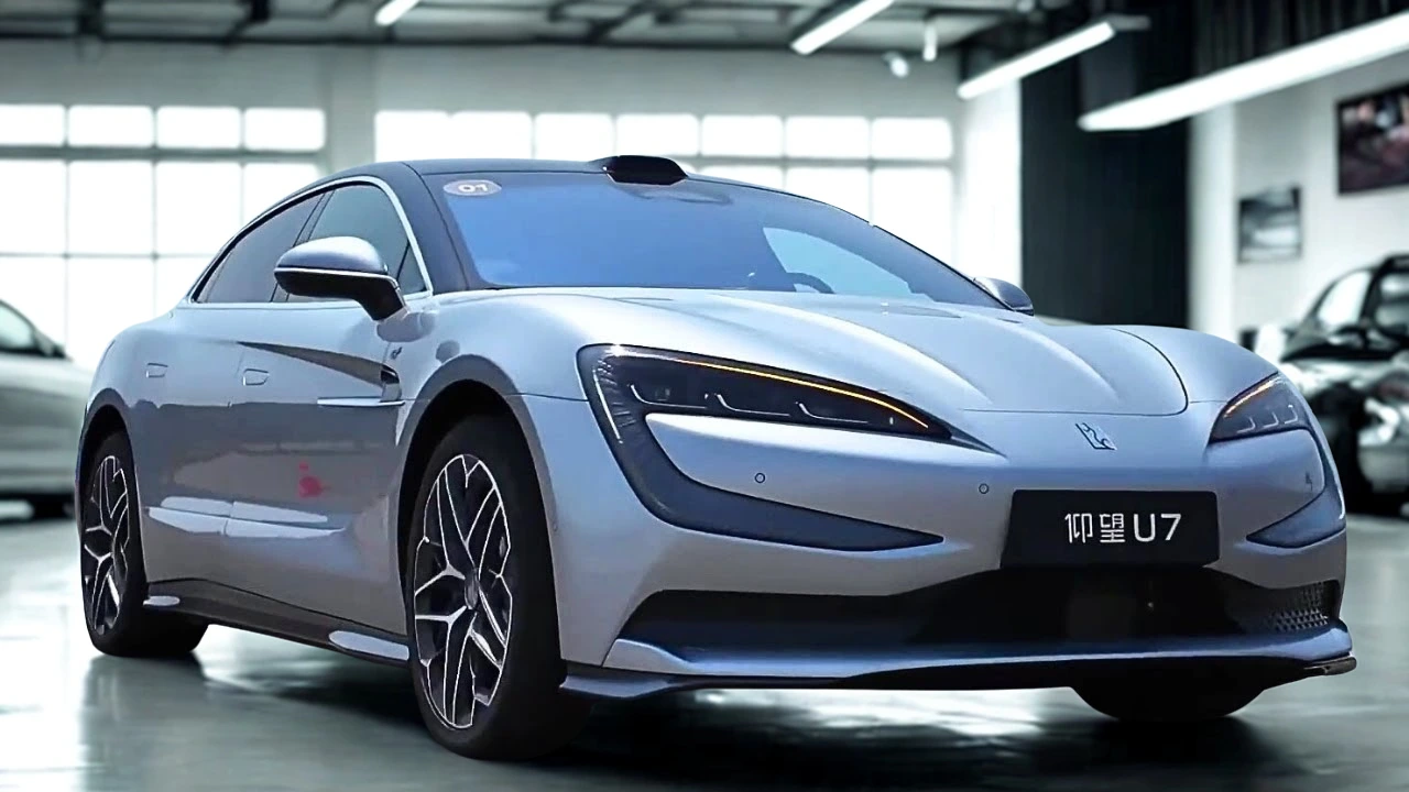 BYD YangWang U7 – Faster Than a Supercar?