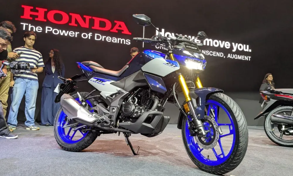Honda CB125 Hornet vs Hero Xtreme 125R Side-by-Side Comparison