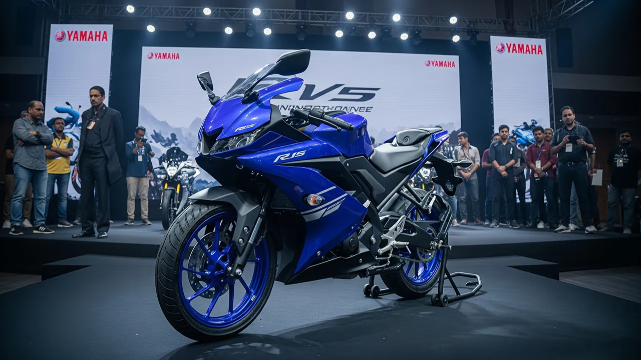 Yamaha R15 V5 Launch: India’s Most Powerful Superbike Gets Sportier Looks, Killer Features
