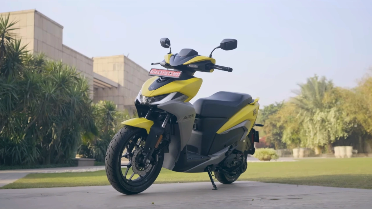 Hero Xoom 125 Launched: Falcon-Inspired Design, Big Features Under ₹93K