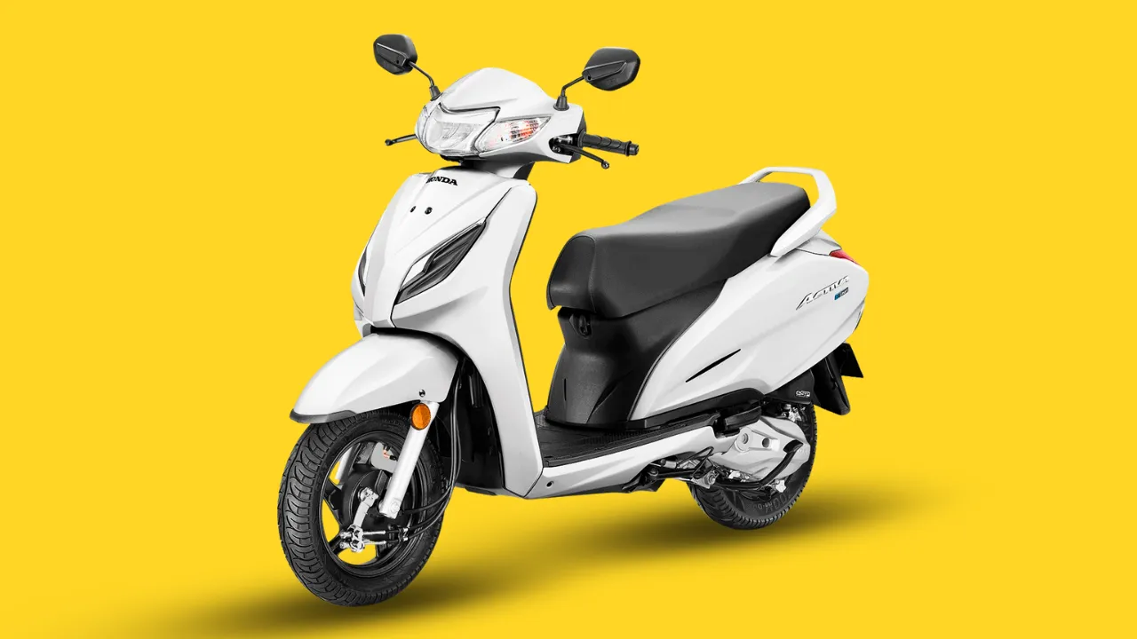 Honda Activa 2025 Smart Key and Digital Display